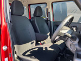 運転席も広々、ドライブも楽しめますね♪実際お座りいただくのが、分かりやすいと思います。お気軽にご来店ください!