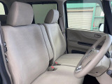 運転席シート廻りは使用感も少なく、良好な状態となっています。丁寧に使われていたことがよくわかりますね