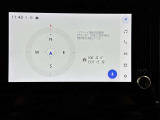 ディスプレイオーディオを装備。スマホとクルマをつなぐことでいろんなサービスが楽しめます。