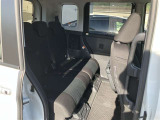ゆとりある広々とした車内空間は、ドライブを始め買い物やレジャーなど、幅広く活躍します。一人でもみんなとでもお出かけを楽しみましょう!