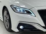消費電力が少なく長寿命のLEDヘッドライトとLEDフォグ!汚れても点灯中にキレイにしてくれるレンズウォッシャー付!