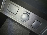 シガーソケット用の充電器が使用可能です!