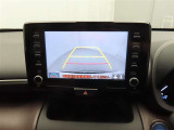 バックモニターを装備しています。車庫入れ時等に車両後方が確認出来るのでとても便利です。