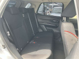 ゆとりある広々とした車内空間は、ドライブを始め買い物やレジャーなど、幅広く活躍します。一人でもみんなとでもお出かけを楽しみましょう!