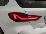 BMW伝統のL字型テールライト