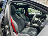 メルセデス・ベンツの定める厳しい基準をクリアしたお車のみをご案内させて頂きます。納車前整備はメーカー規定に基づき100項目以上にも及ぶ点検を熟練のメカニックによって行いご納車させて頂きます。