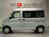 納車前にはプロのメカニックが点検、整備を行いますので安心してお乗り頂けます!!