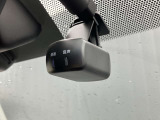 ドライブレコーダーです!万が一の時にも映像が残るので、安心してドライブ出来ますね♪