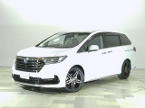 ホンダカーズ東京中央駒込店へようこそ。当社下取りのお墨付き車両。人気車両で充実装備の一台。おススメです。どうぞご覧ください。
