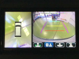 360&deg;ビューモニターも装備しておりますので、どんな場所でも簡単に駐車できます。