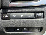 オートバックドアは運転席のスイッチでも開閉可能です。