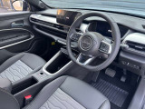 ステアリングを握ればJeepワールドが目の前に広がります!