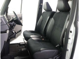 見通しのよいすっきりとした視界で、誰でも運転しやすいです。運転のしやすさは疲れにくさにも繋がりますよ♪