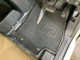 【大好評★ボディーコーティング!】愛車のお手入れはこれで決まり!納車時にしっかりとコーティングする事で大切なお車が長持ちします!お値段やコーティングの耐久性なども様々ですので先ずはご相談ください!