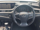ES 300h バージョンL 本革シート サンルーフ