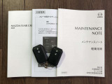 取扱書&整備手帳揃っております☆遠くからドアの開錠施錠が出来る便利なキーレスを装備しています。