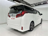 走りにこだわりながら収納力も持ち合わせたお車です。荷物を載せて軽快なドライブを楽しめますよ♪
