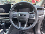 ステアリングを握れば目の前にJeepワールドが広がります!