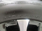 225/55R19    車両装着標準タイヤサイズです。 タイヤのご相談もトヨタモビリティ石川にお任せください