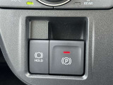 ★電動パーキングブレーキ★スイッチで作動・解除。「P」シフトで自動作動、「P」シフト以外にシフトで解除されるオート機能!