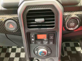 納車前にはプロのメカニックが、各部の点検を行います。ディーラーにしか出来ない品質、そしてサービスできっと満足していただけると思います!