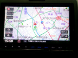 ナビゲーション装備。多彩な機能で快適ドライブをアシスト。オーディオ機能も充実していますね。