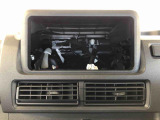 当車両はオーディオレスです。多彩なナビゲーション・オーディオをご用意しております。詳しくは当店スタッフにお問い合わせください。