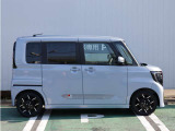 『サイドシルエット』運転席側写真になります。