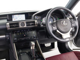 ★使いやすさや安全性を追求したステアリング周り!高級車ゆえにスイッチ類が多いのも特徴ですね!考え尽くされた配置ですぐに使いこなす事が出来ますのでご安心下さい!是非、体感してみて下さい!!