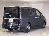 セレナ 1.4 e-4ORCE ハイウェイスターV 4WD 