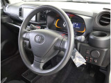 見通しのよいすっきりとした視界で、誰でも運転しやすいです。運転のしやすさは疲れにくさにも繋がりますよ♪