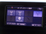 CD・ブルートゥースを使用することができます。
