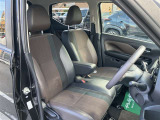 見通しのよいすっきりとした視界で、誰でも運転しやすいです。運転のしやすさは疲れにくさにも繋がりますよ♪
