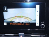 バックガイドモニター(クリアランスソナー付き)