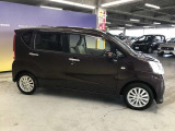 エンジンルーム、室内、クリーニング済みです。厳選したお車を屋内展示場にて展示中☆車両品質には自信がございます!ぜひ一度ご来店ください!!