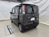 走りにこだわりながら収納力も持ち合わせたお車です。