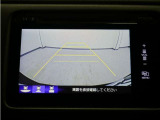 バックカメラ搭載です!車庫入れが苦手な人はもちろん、車両感覚に自信がある人にもお勧めです!見えない箇所が見えるようになるので、低い障害物や隠れてしまっている子供の存在等にも気付く事が出来ます。