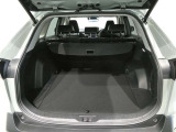 広々としたラゲージスペースを備えています。大きなものや長さのある荷物もしっかりと積み込めます。