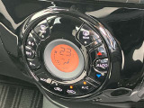 オートエアコンもついておりますので、快適な温度で運転が出来ます。