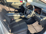 先進機能たっぷりのノートのコクピット。コンパクトな高級車です。