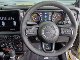 ステアリングを握れば目の前にJeepワールドが広がります!
