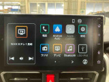 【9インチスマホ連携ディスプレイオーディオ】 対応しているスマホアプリを大画面で使えます!フルセグテレビやラジオの視聴、Bluetooth接続による音楽鑑賞、ハンズフリー通話なども利用可能です。