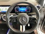 握りやすいハンドルの形状をしておりますので、お客様の運転をサポートしてくれます!