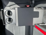 第三者機関による評価点を基準に、4.5点以上の良質車のみを展示しております。お車の品質や状態を特に気にされるお客様は、是非一度当店へお越し下さい。きっとご満足のいくお車が見つかります!
