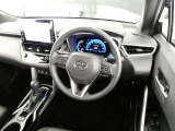 【運転席】運転席周りの画像です。プロの手で隅々までクリーニングしています。ご来店いただき実際に見てみてくださいね☆
