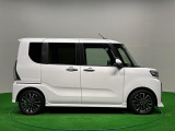 ドアは約90度に開くので荷物も積み込みやすく、乗り降りもしやすい♪ ロングドライブも快適に過ごせる工夫がいっぱいです♪♪