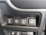 両側パワースライドドア付きだから、狭い駐車スペースなどでの 乗り降りラクラク!小さなお子さまのいるご家庭には嬉しい装備。