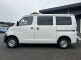 県外のお客様は車庫証明の登録費用が別途かかります。詳しくは直接お知らせいたしますのでご連絡くださいませ