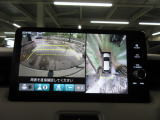 バックカメラの画像です。ガイドラインがスムースな車庫入れをサポートいたします。車庫入れの安心感がアップしますね。
