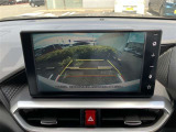 バックガイドモニターで、後方を確認しながら安心して駐車することができます。運転初心者も熟練者も必須の機能ですよ!